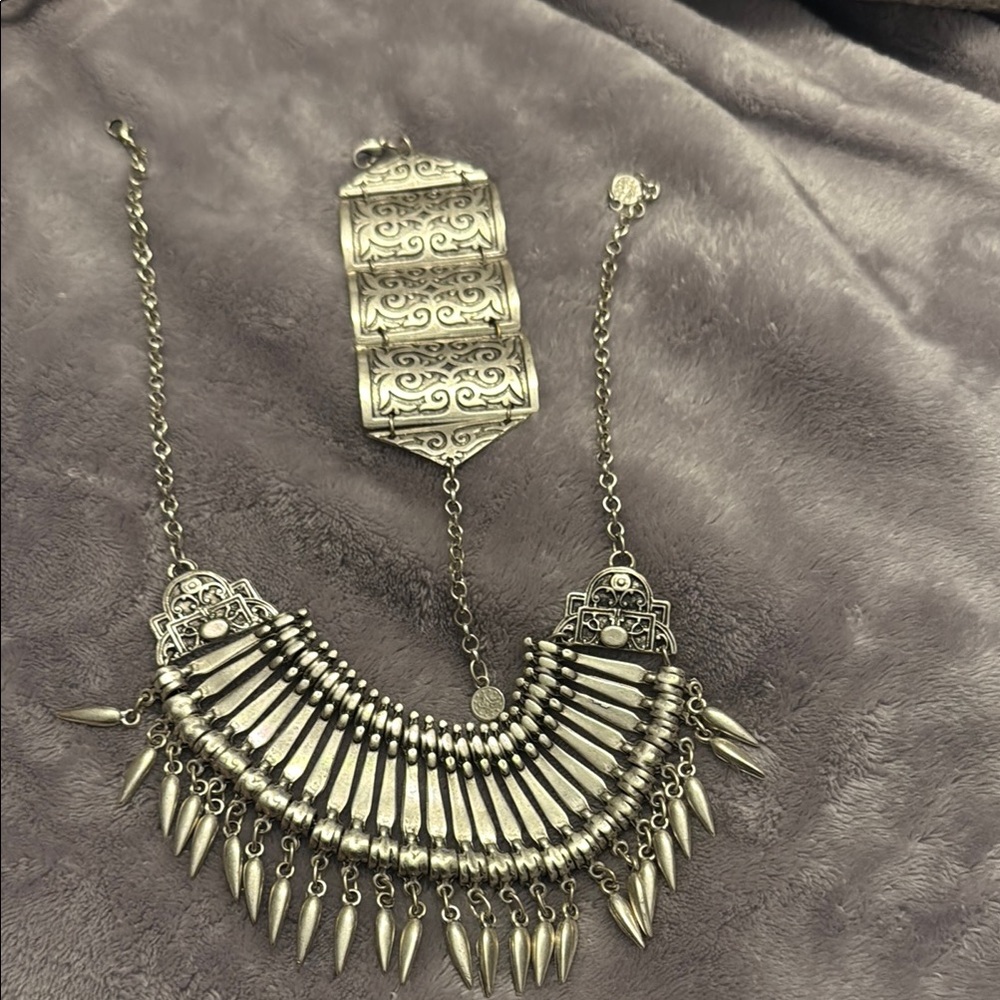 Silver Statement Necklace and Bracelet Set
